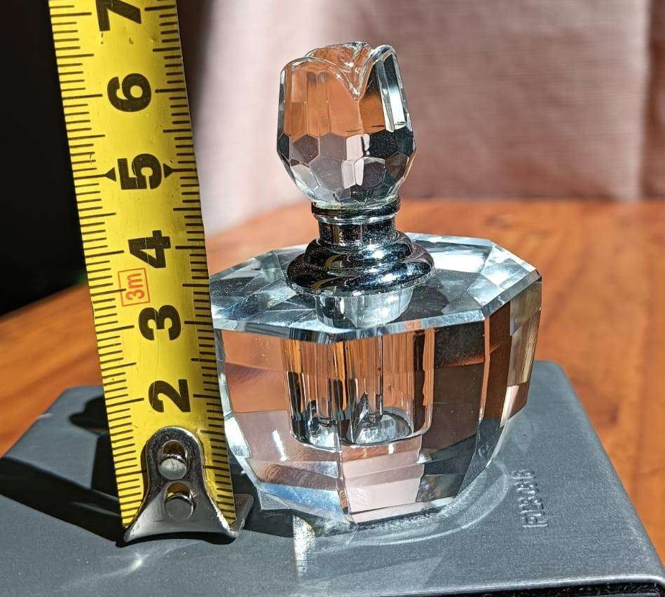 Octagonal Chrystal Perfume Bottle with Budding Rose Shaped Stopper