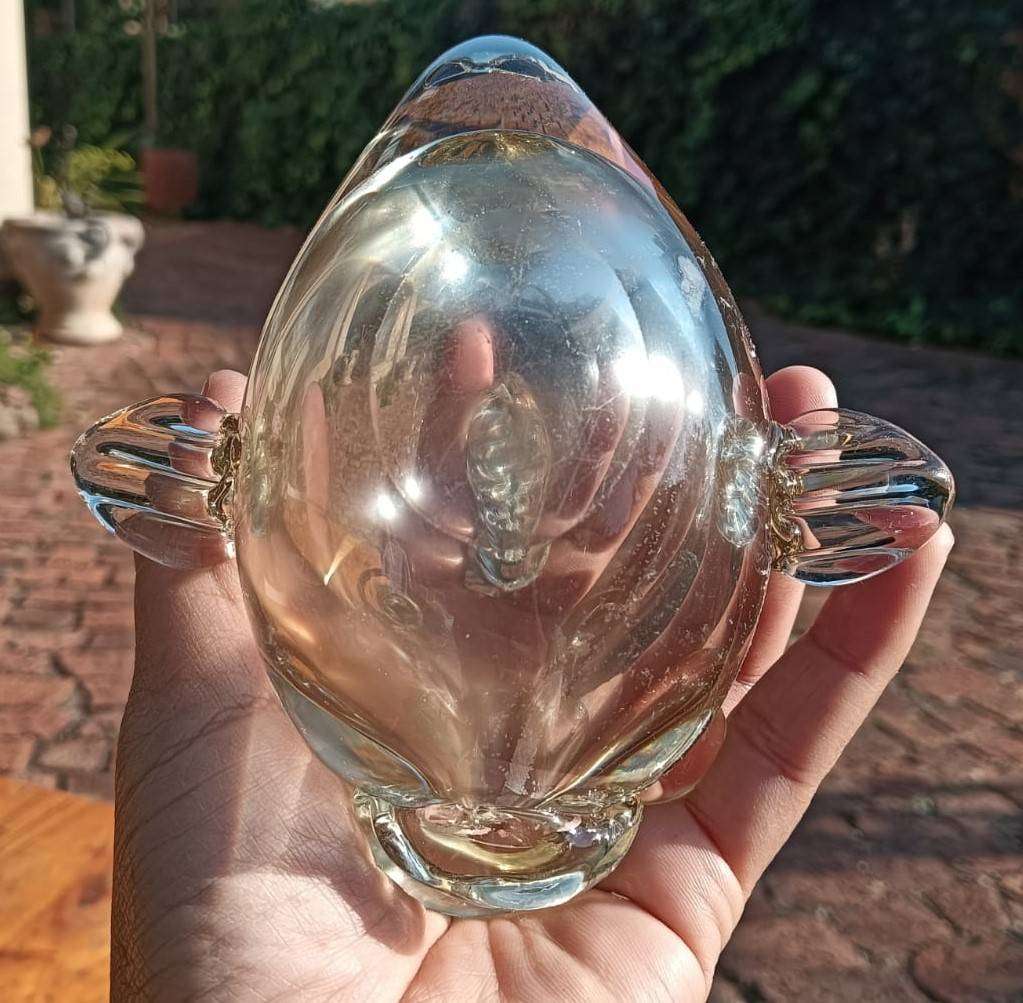 Comical Art Glass Gold Fish Figurinewith Large Eyes and Lips - Large 15cm Deep - In Good Condition