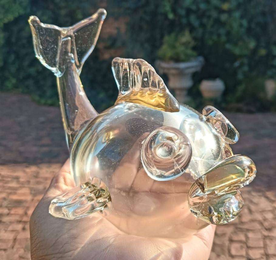 Comical Art Glass Gold Fish Figurinewith Large Eyes and Lips - Large 15cm Deep - In Good Condition