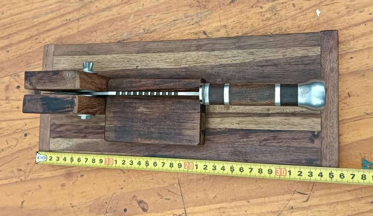 Unusual Columbia JinLang Fixed Blade Dagger Made Biltong Cutter - Blade Edge Sharp - Good Condition