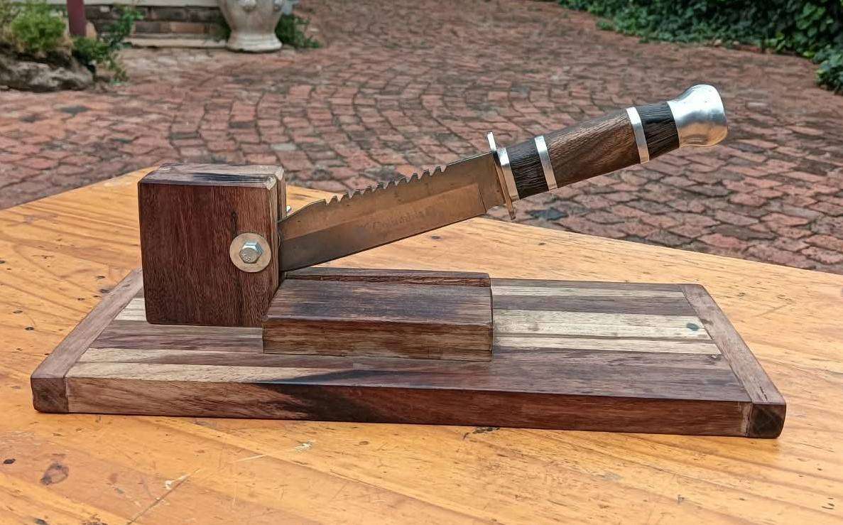 Unusual Columbia JinLang Fixed Blade Dagger Made Biltong Cutter - Blade Edge Sharp - Good Condition
