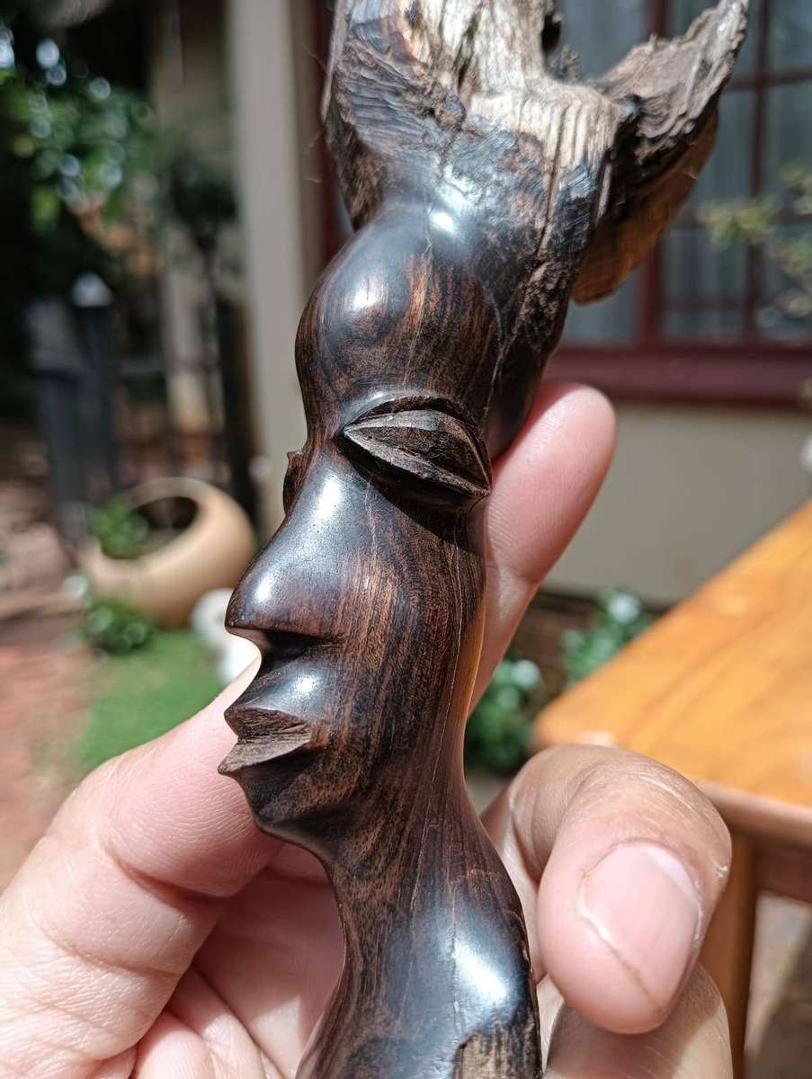 Hand Carved Ebony Wood Sculpture Makonde Tribe Tanzania 23cm High
