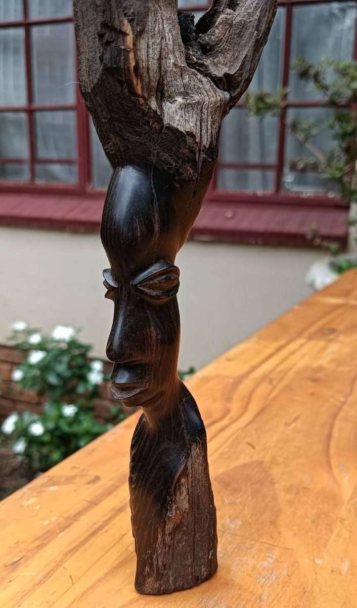 Hand Carved Ebony Wood Sculpture Makonde Tribe Tanzania 23cm High