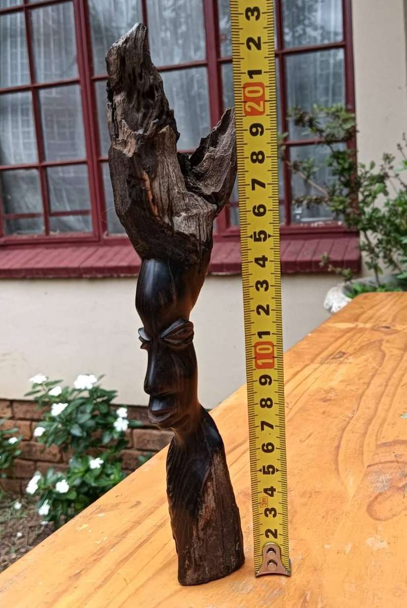 Hand Carved Ebony Wood Sculpture Makonde Tribe Tanzania 23cm High