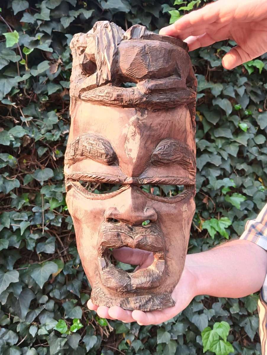 Awesome African Hardwood Face Mask Large 44cm High Weight 2.5kg