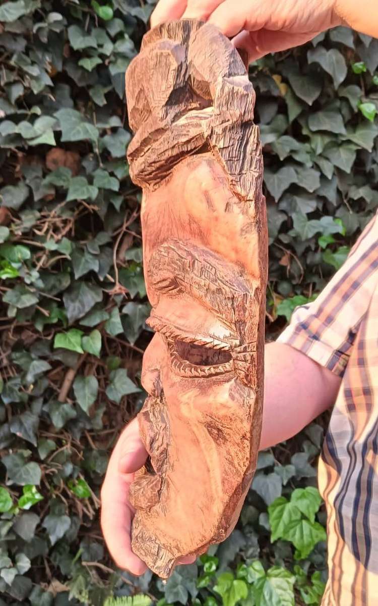 Awesome African Hardwood Face Mask Large 44cm High Weight 2.5kg