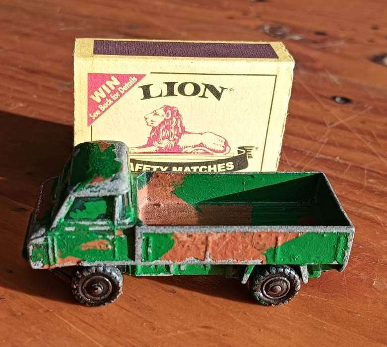 Husky (Corgi Series) 1964 Forward Control Land Rover Diecast Rare Version Rear Corner Windows 1:64