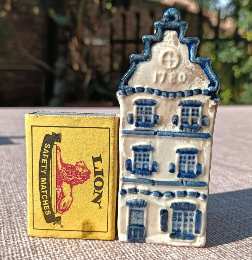 Royal Delft Blue KLM House No 3 with Suncross Widow Embossed Marked 1780 Below - Rare Early Number!