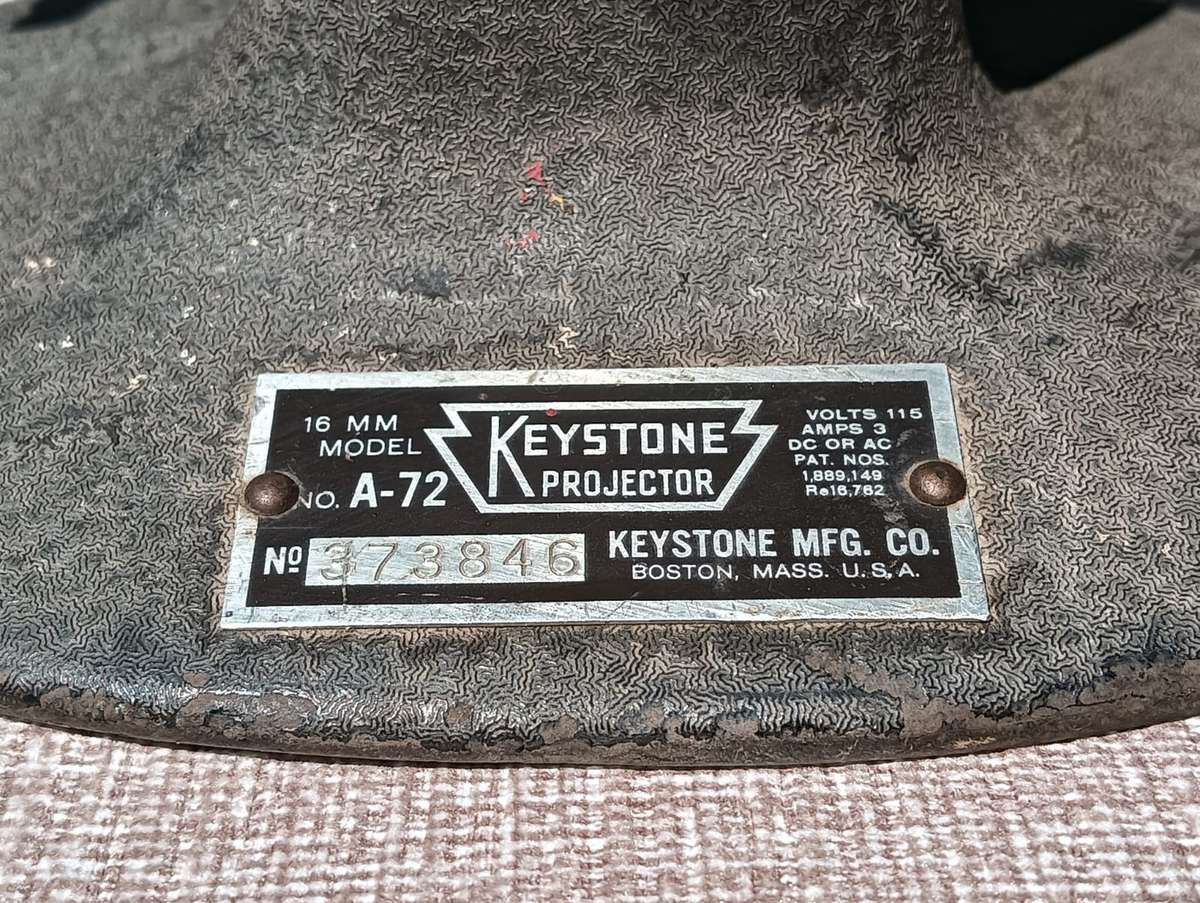 VINTAGE 1930S KEYSTONE USA A72 16MM FILM PROJECTOR (SERIAL NO 378846)