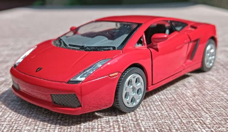 Kinsmart Lamborghini Gallardo 1:32 Scale Die Cast Model Car Red