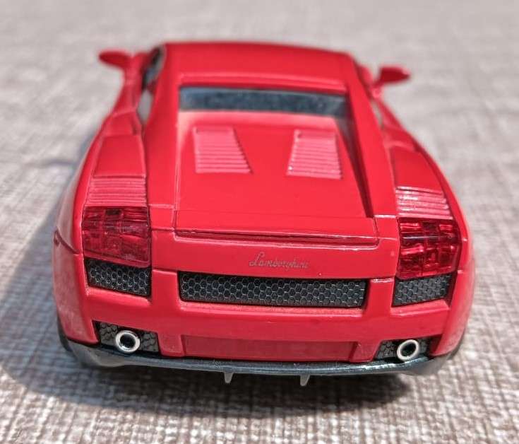Kinsmart Lamborghini Gallardo 1:32 Scale Die Cast Model Car Red