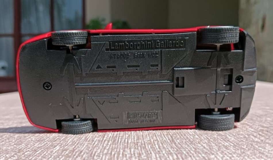 Kinsmart Lamborghini Gallardo 1:32 Scale Die Cast Model Car Red