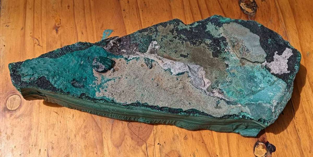 Huge 6.9kg Malachite Slab with Mesmorizingly Beautiful Banded Patterns