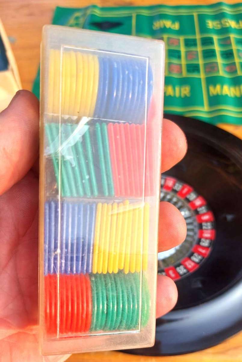 Vintage 1968 Merit Portable Roulette Game Complete  Have The Fun of a Casino in Your Home