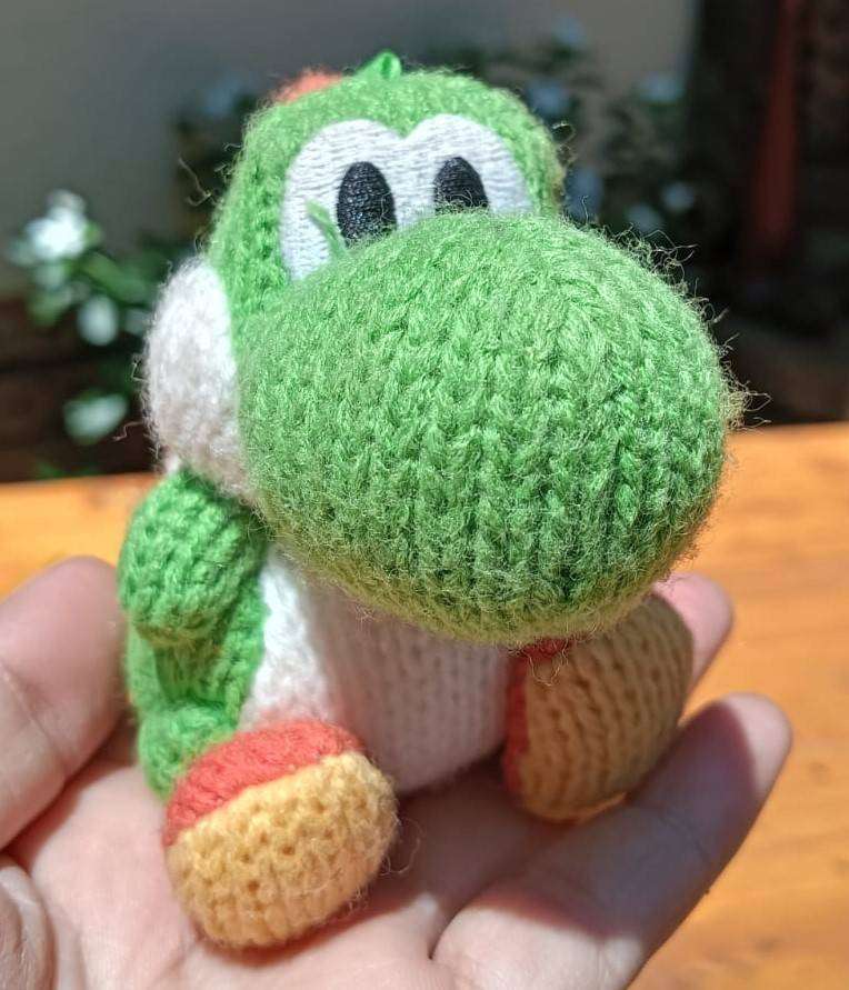 Cutest Nintendo Green Yarn Yoshi Amiibo (interactive robot buddy) Figure  2015 Discontinued Collect