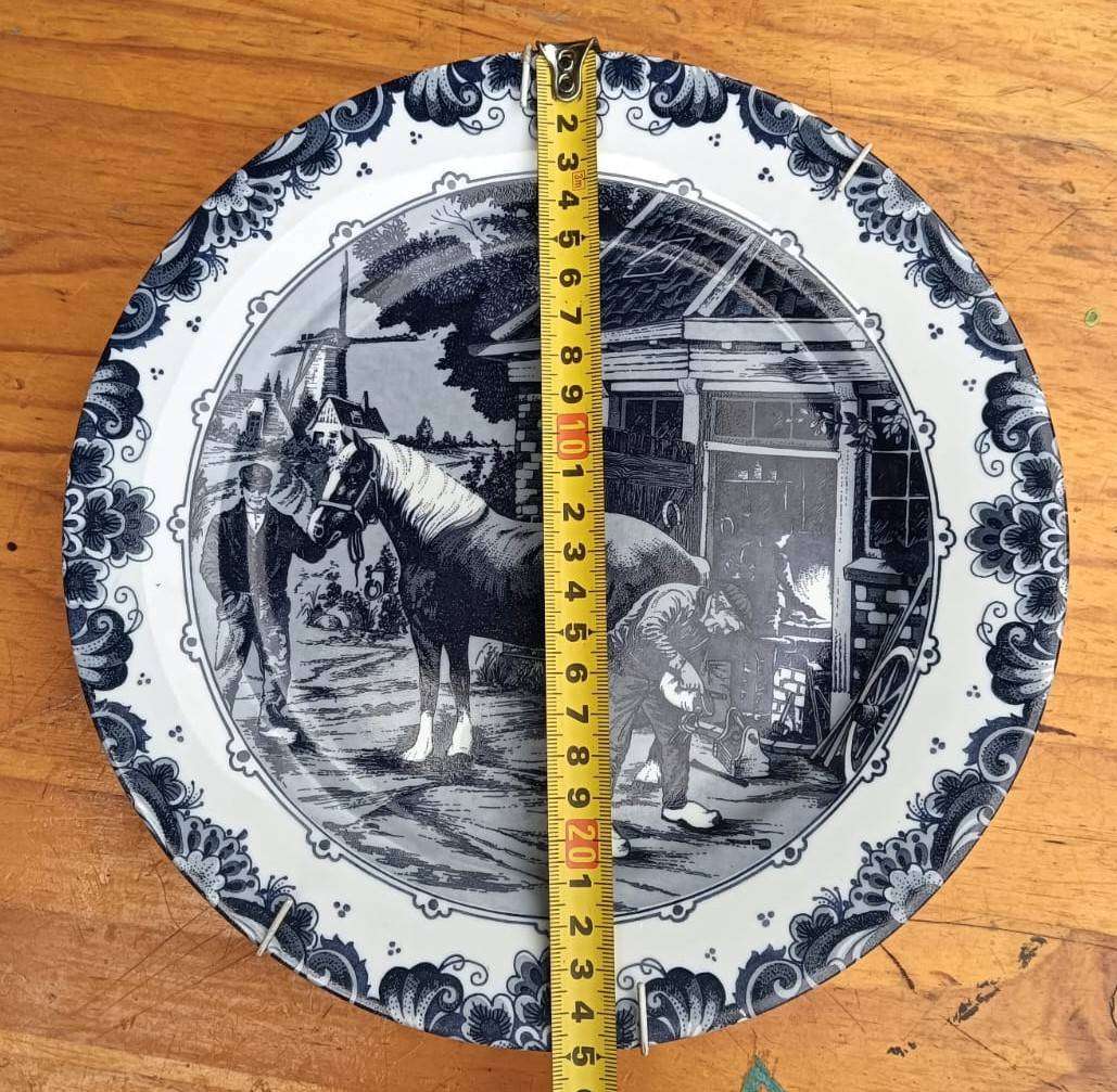Delft Holland Oude Molen Fabriek Dutch Village Blacksmith Plate Special Limited Edition Bracket In