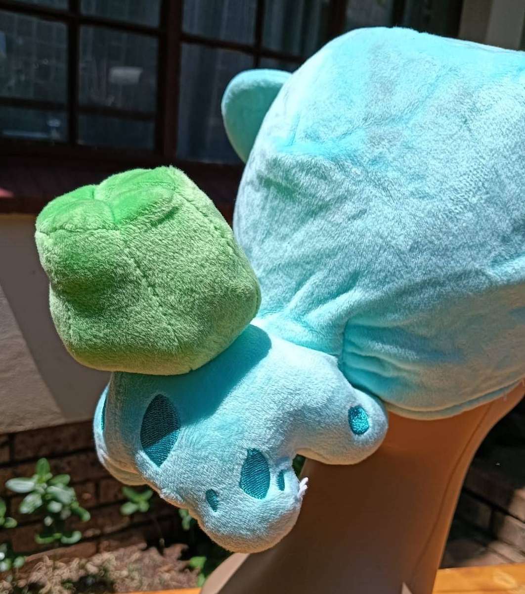 Adorable Pokemon Balbasaur Plush Hat / Toy