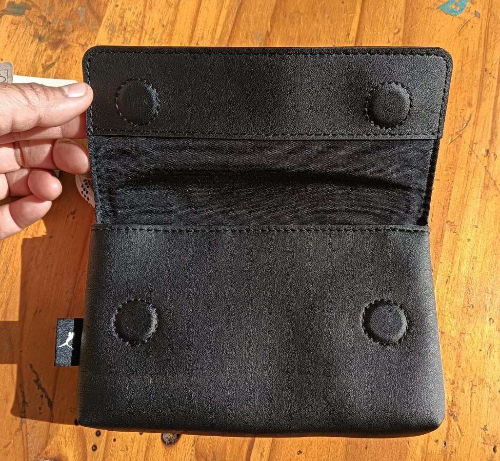 Puma Infuse Cross-Body Wallet As New in Very Good Condition