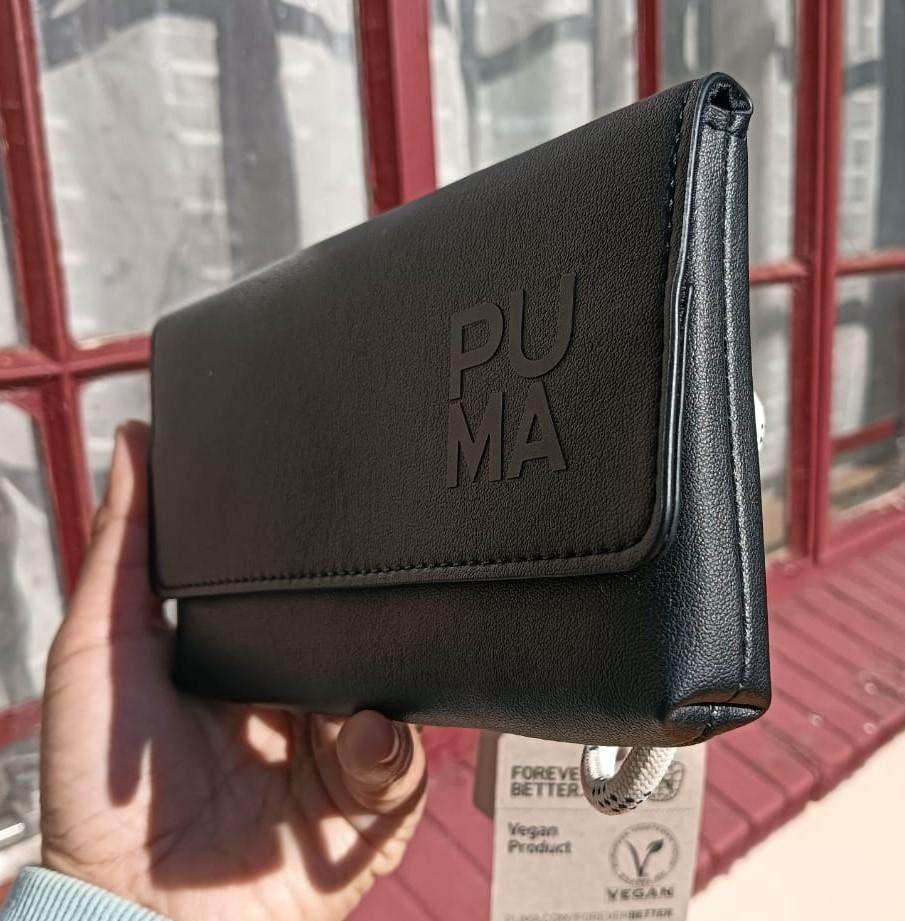 Puma Infuse Cross-Body Wallet As New in Very Good Condition