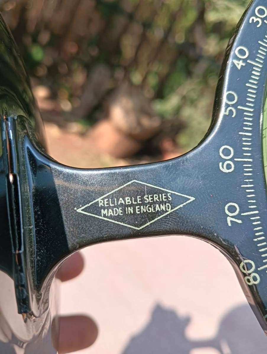 Rare 1940s Reliable Series Small Tin Globe Made in England Still In Very Good Condition