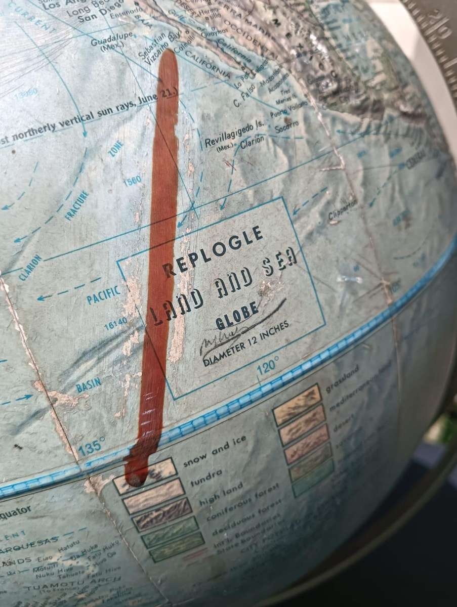 Large Replogle Globe Chicago USA Circa 1965-1971 with Raised 3D Mountains 30cm Diam