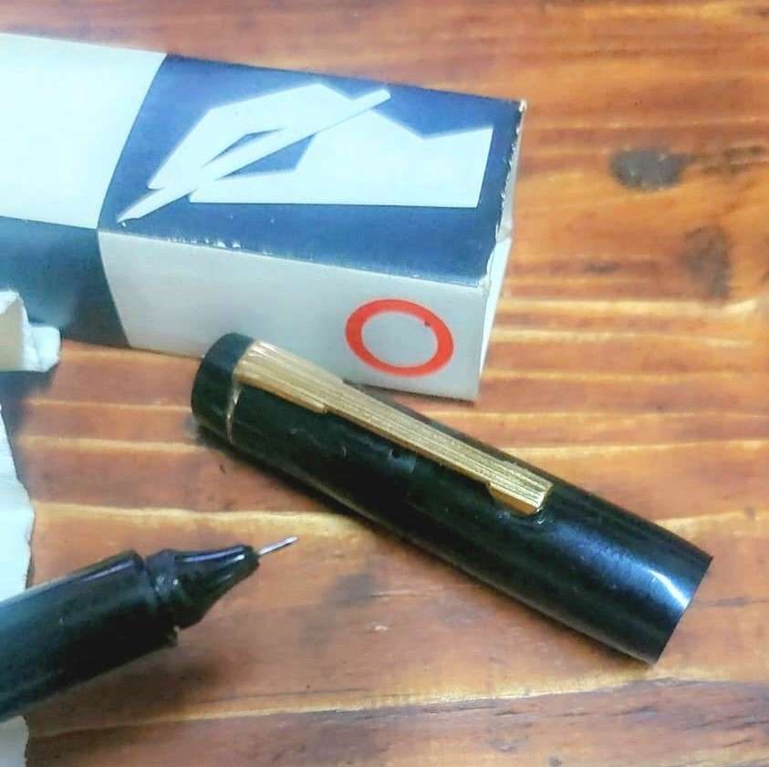 Vintage 1970s Rotring Rapidograph Technical Drawing Pen with 5 extra replacement nibs + bottle ink