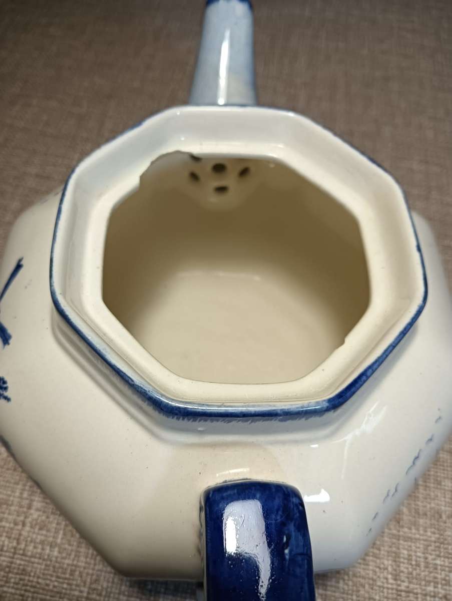 Antique 1920s Royal Doulton Blue and White Norfolk Pattern Hexagonal Shaped Teapot  Damaged Inside