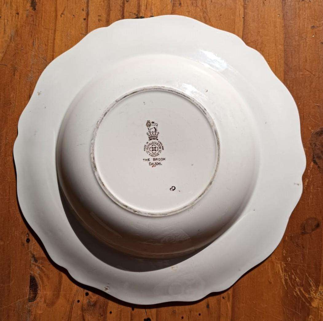 Royal Doulton 1950s The Brook D6326 Fox Hunting Plate  scene by Charles Simpson (1885-1971)