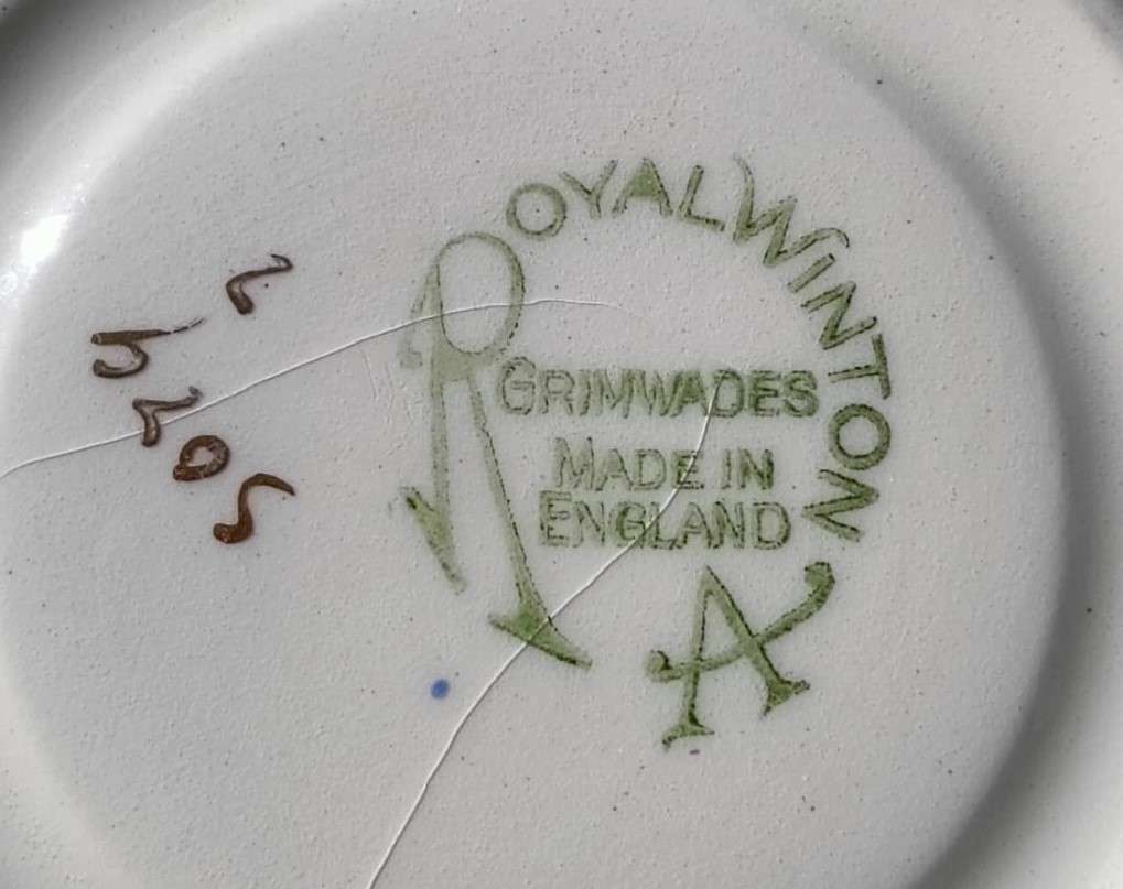 RARE 1950S GRIMWADES ROYAL WINTON ROYALTY CHINZ PATTERN ODD SAUCER