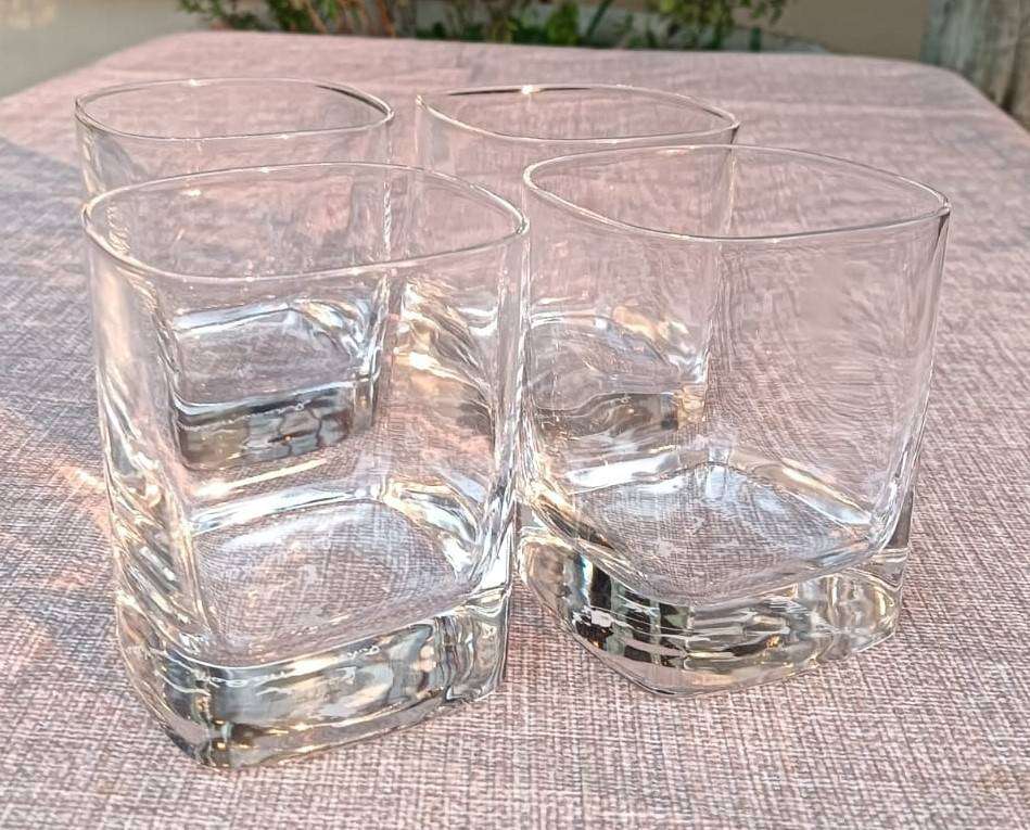 Set of 4 Johnnie Walker Square Whiskey Glasses Heavy Bottomed