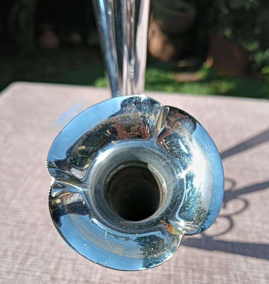 Vintage 3 Horn Floral Silverplated Epergne Dining Table Centerpiece In Good Condition