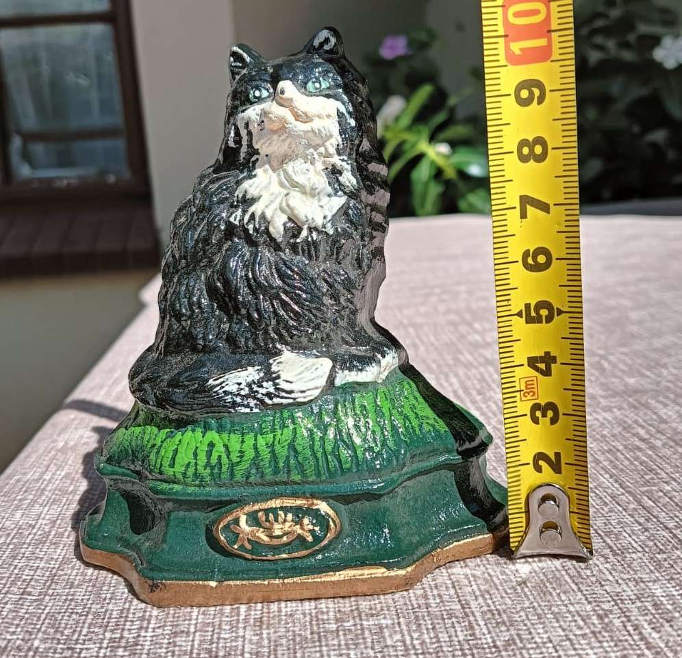 Beautiful Hand Painted Black Cat Cast Iron Door Stop Small 11cm High