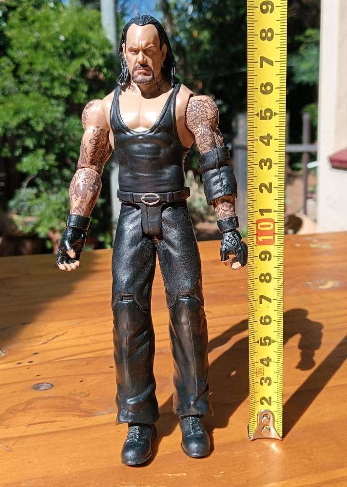 Mattel WWE Undertaker Elite Collection 2011 Action Figure 19cm High 14 Points of Articulation