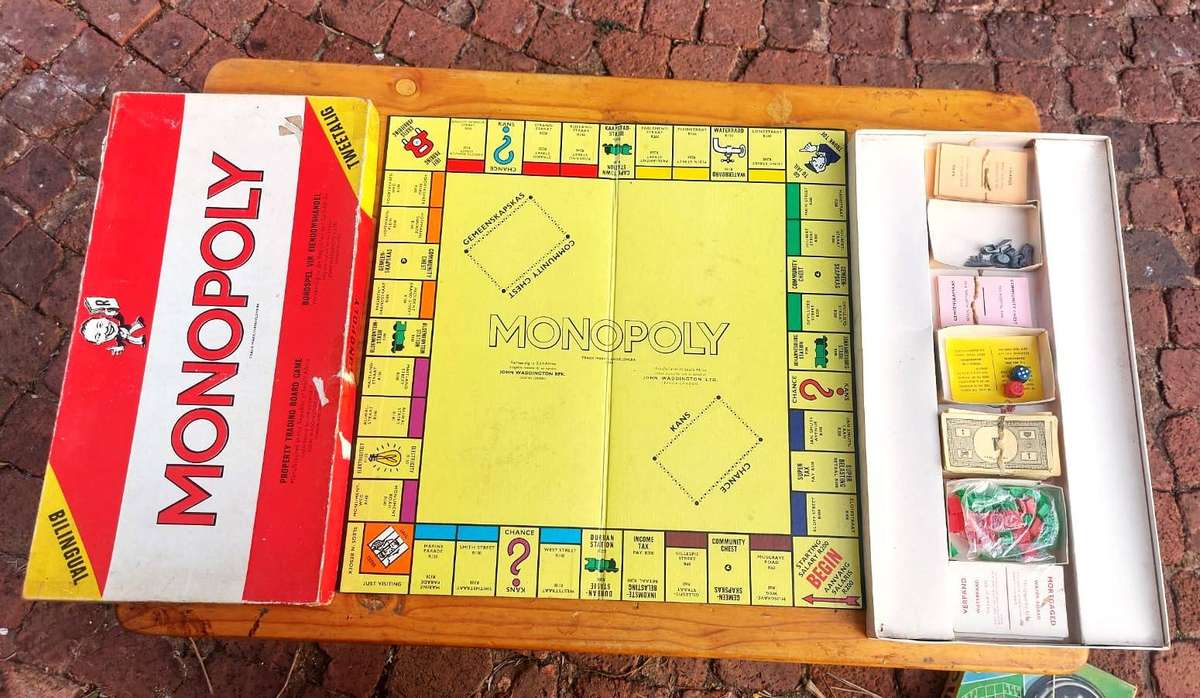 Waddington 1970s Monopoly Eng / Afr Made in SA Red Box Edition Complete