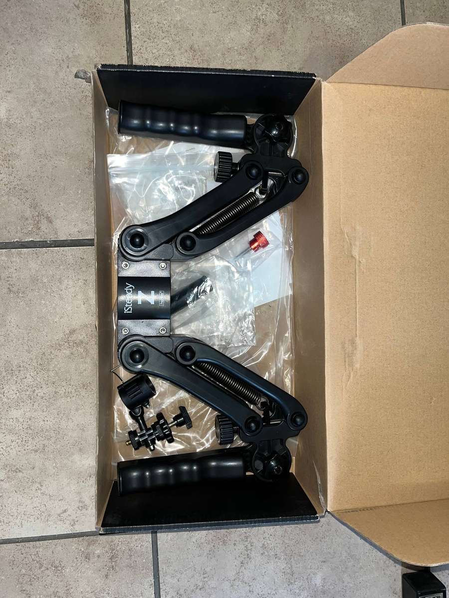 Zhiyun Weebill S gimbal for mirrorless and DSLR cameras