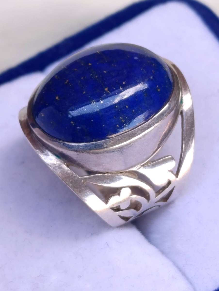 Large Sterling Lapis Lazuli Ring