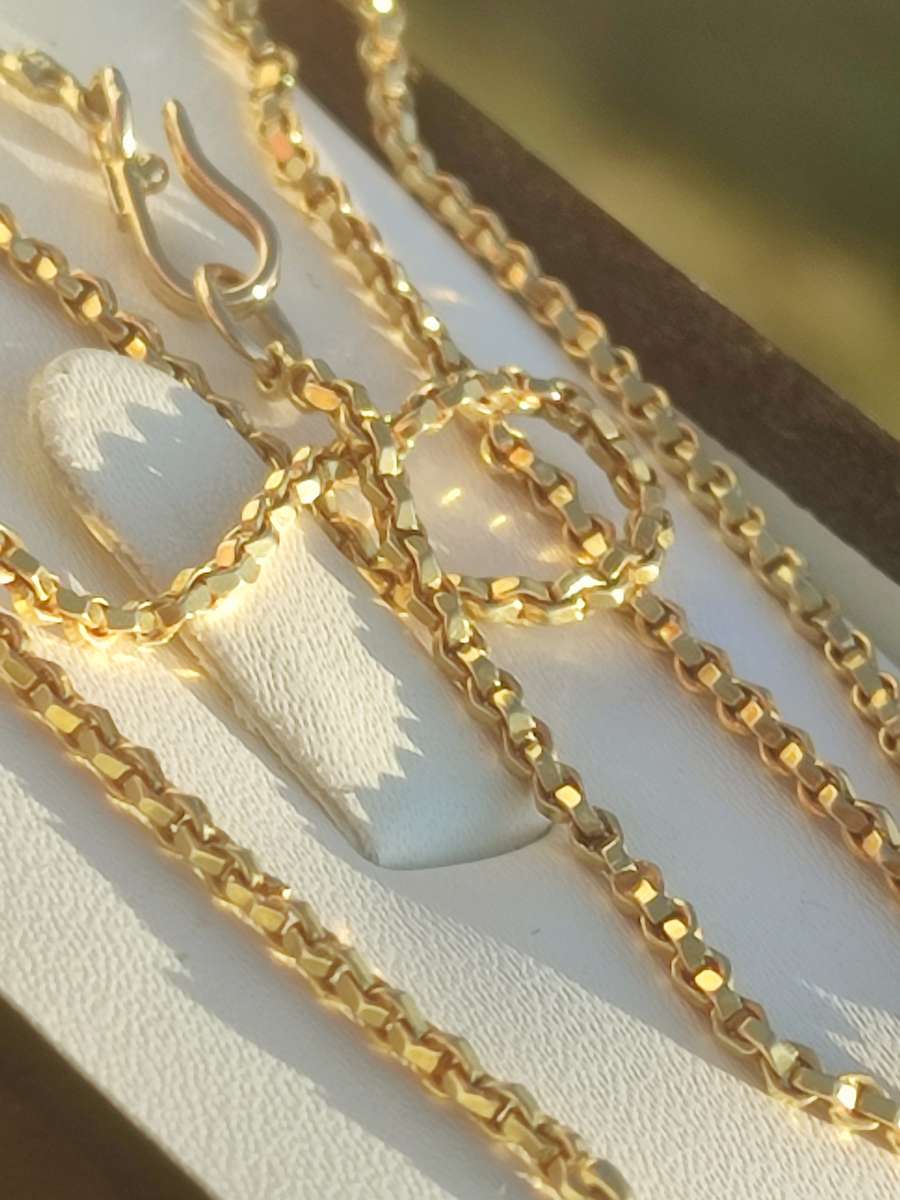 Vintage 9ct Gold Unusual Strong Link Chain