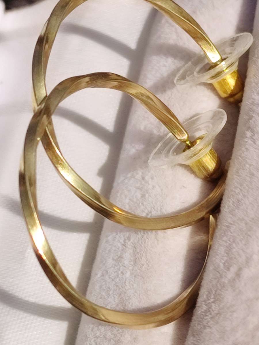 9ct Gold Twist Hoop Earrings