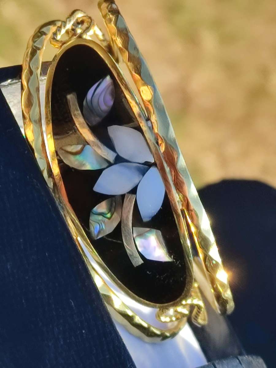Vintage Mexican Mother of Pearl Bracelet