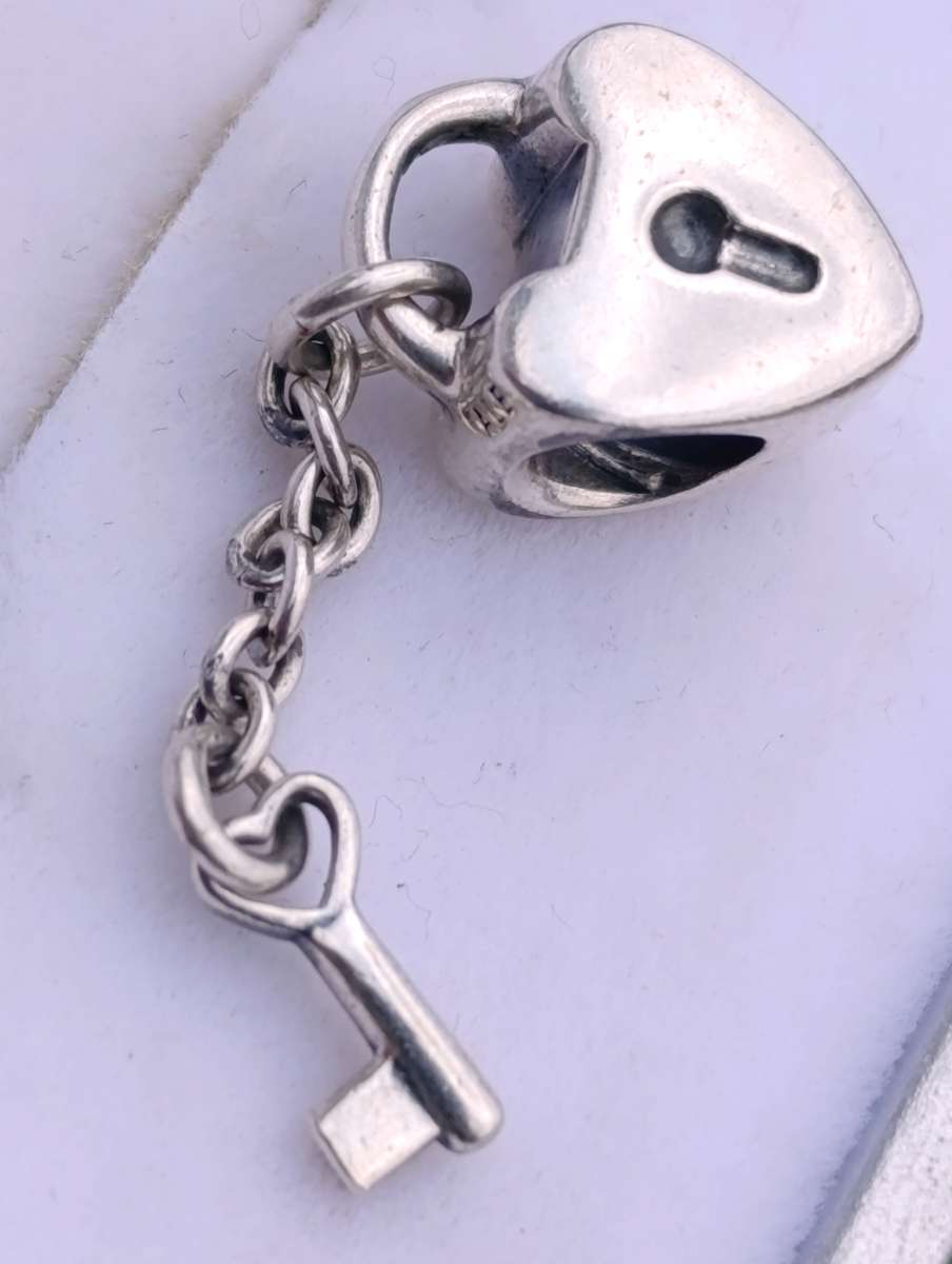 Pandora Padlock and Key charm