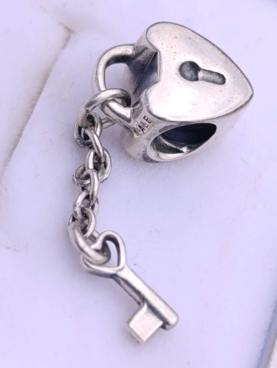 Pandora Padlock and Key charm