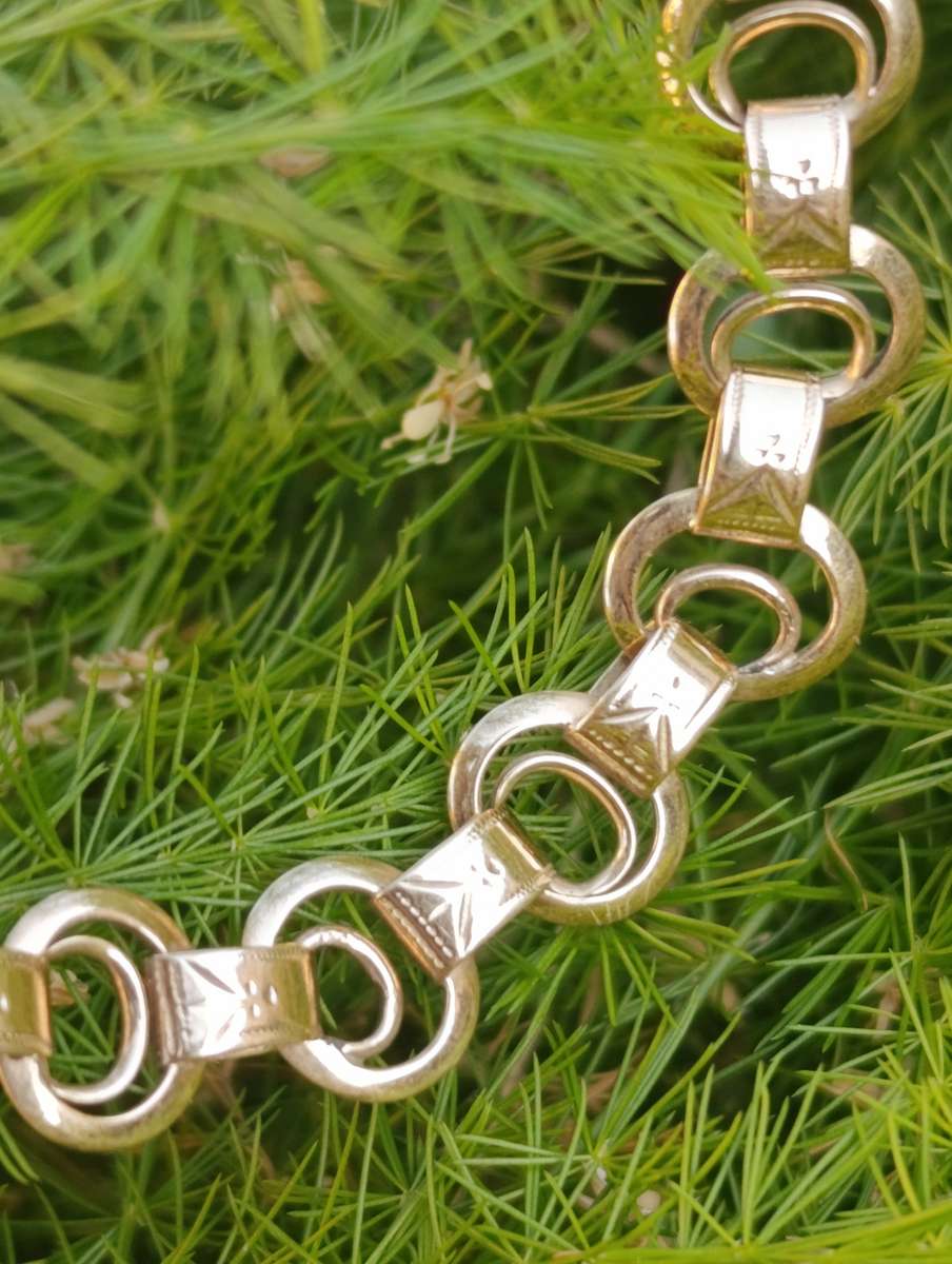 Estate Find 9ct Gold Book chain Necklace