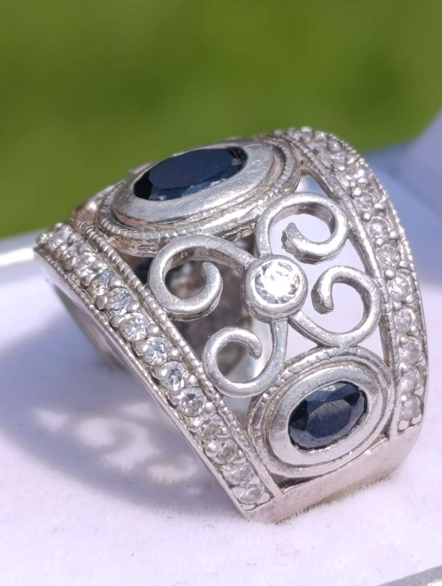 Sterling Three Stone Onyx Ring