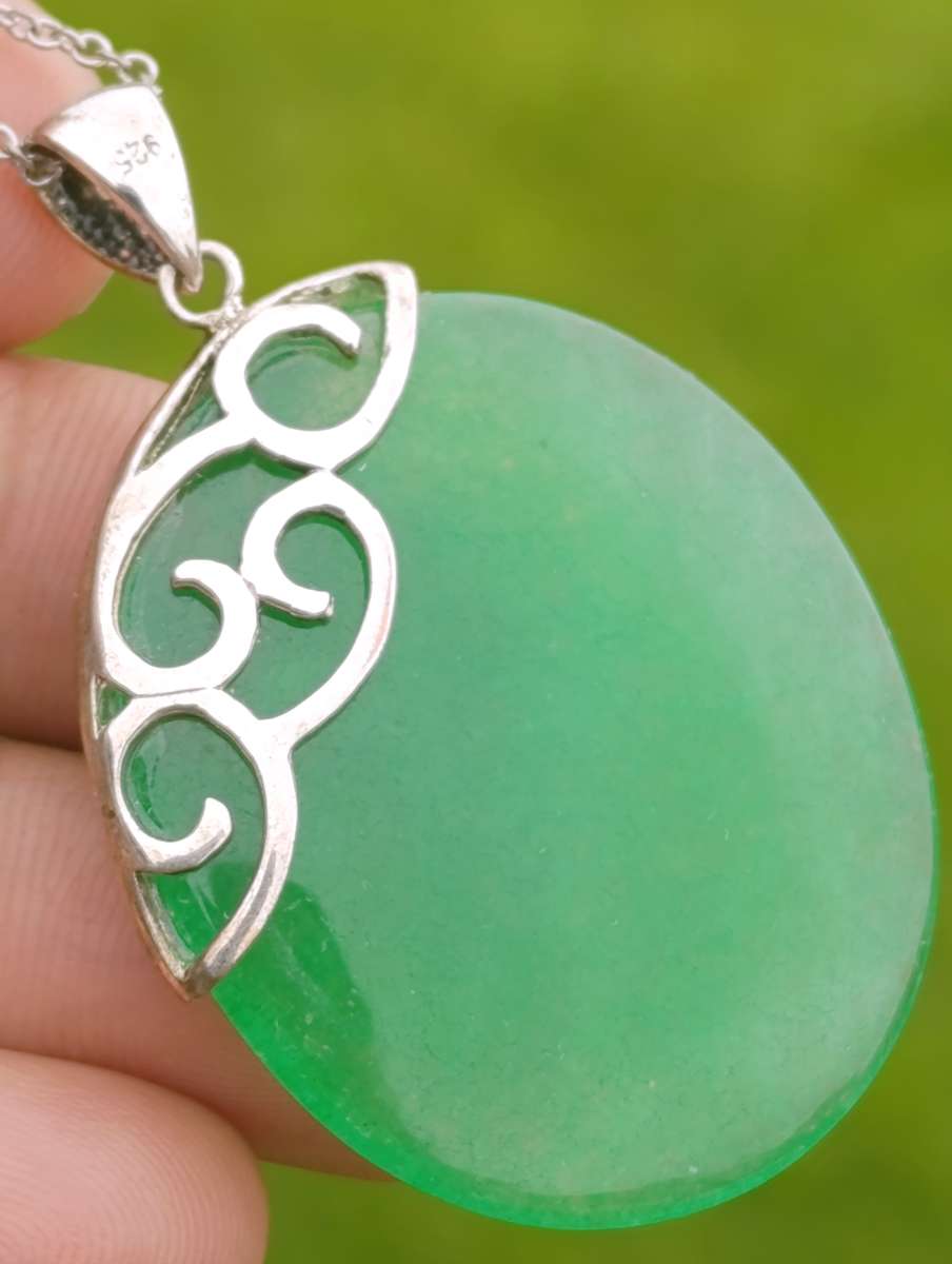 Sterling Vintage Large Jade Pendant Set