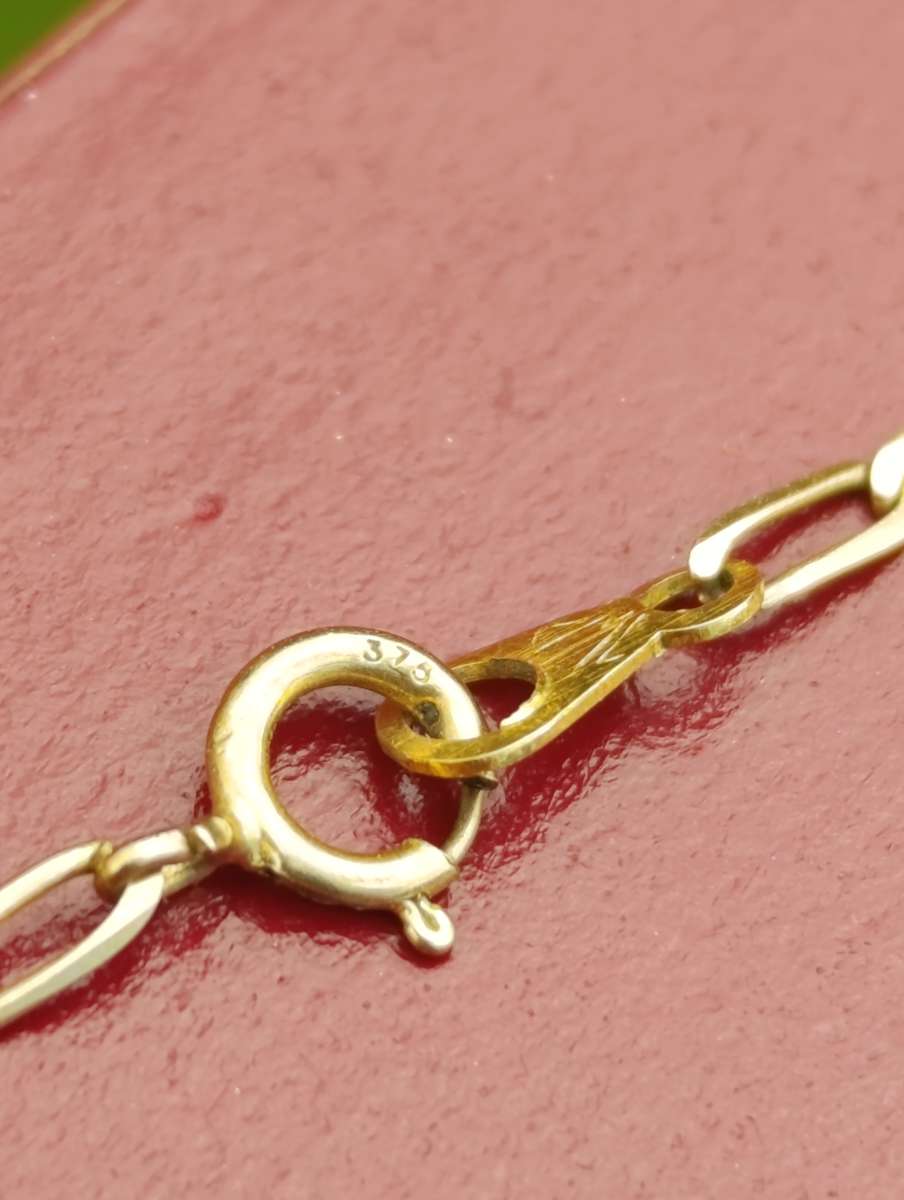 9ct Gold Fine Bracelet