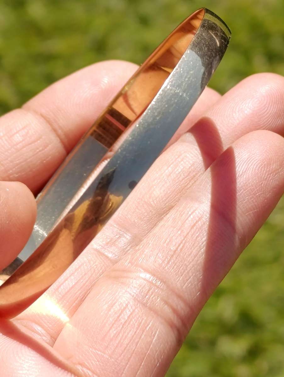 9ct Gold 6MM Vintage Bangle