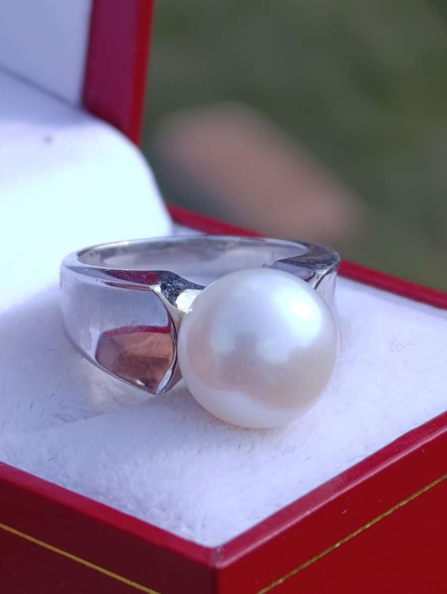 Sterling Vintage Solid Pearl Ring