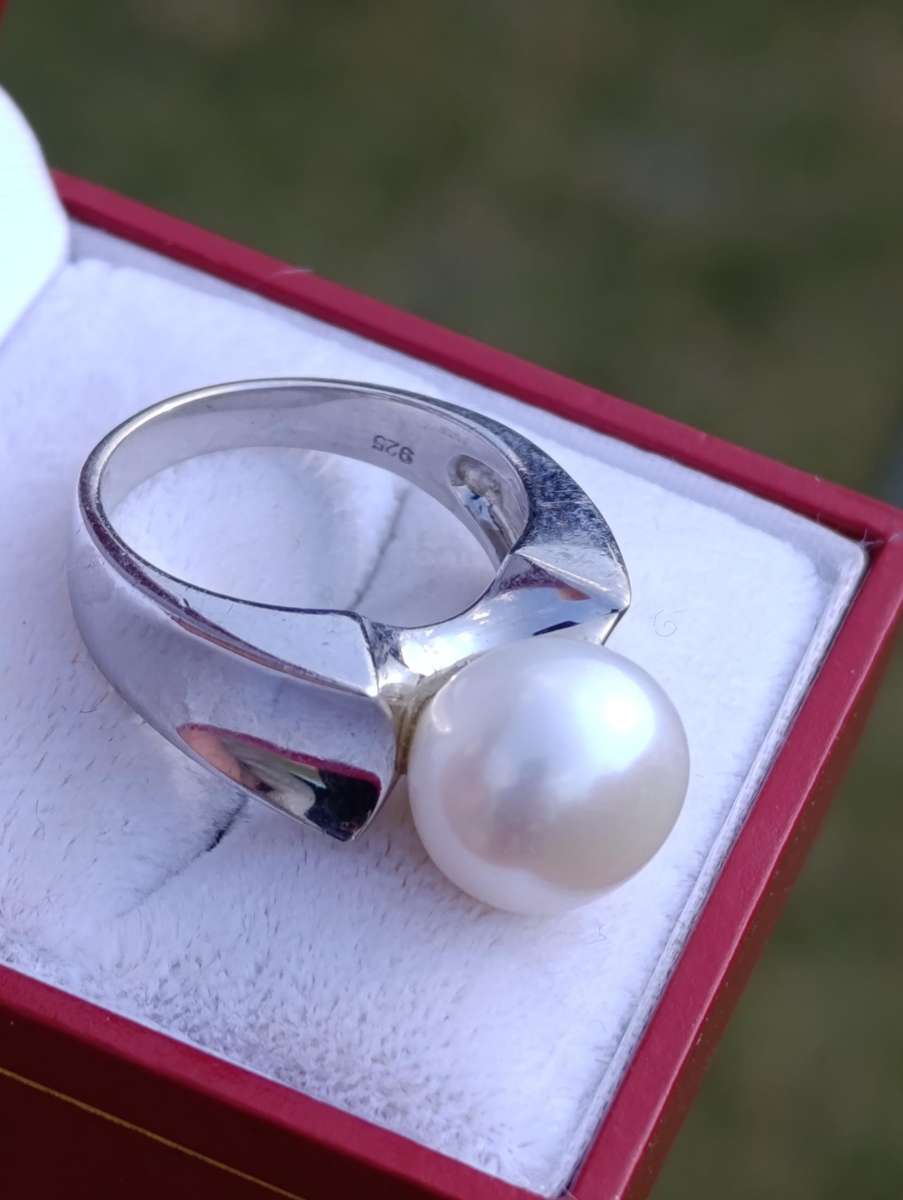 Sterling Vintage Solid Pearl Ring