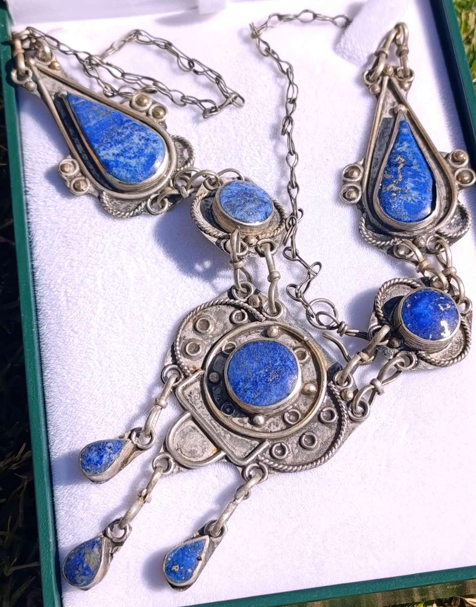 Large Lapis Lazuli Vintage Necklace