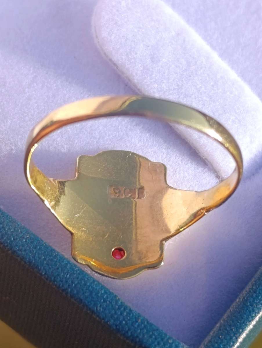 Vintage 9ct Ruby Signet Ring